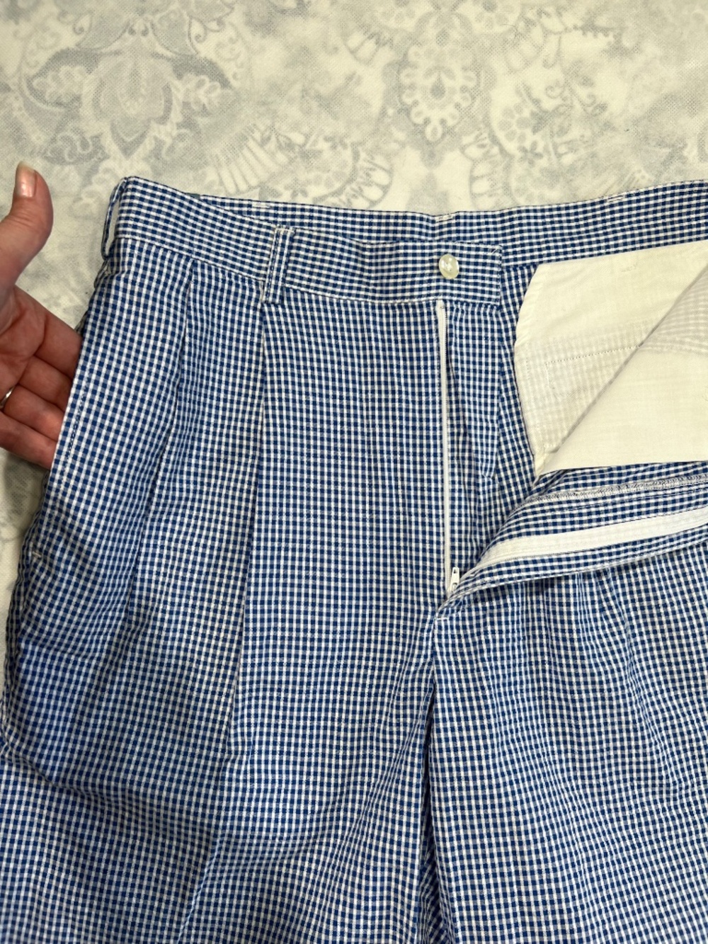 Jos. A. Bank Mens Shorts 33 Stays Cool Pleated Gingham Seersucker Blue Check NWT - Picture 3 of 11